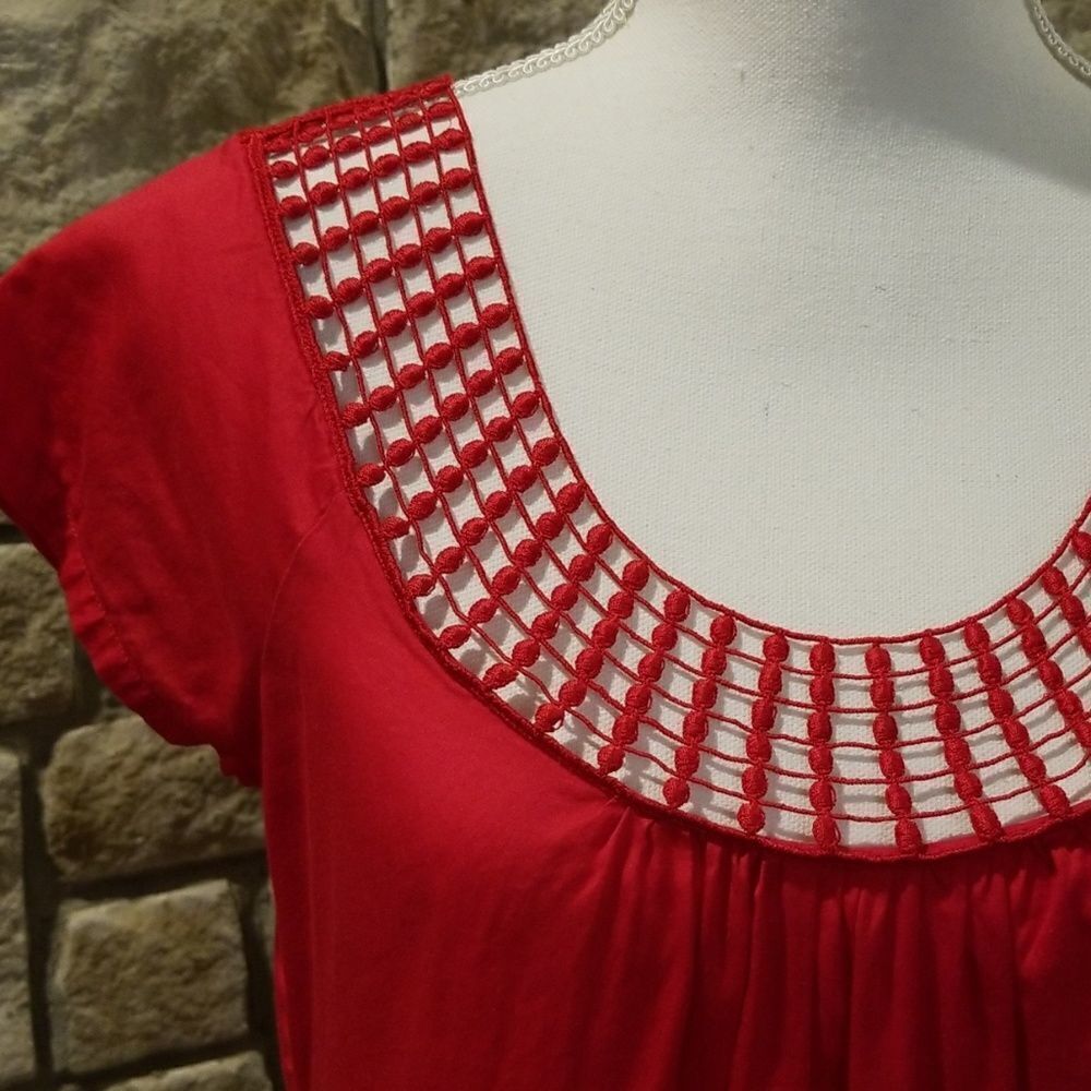 F21 Women's Embroidered Top Size Large Red Forever 21 - Picture 2 of 6
